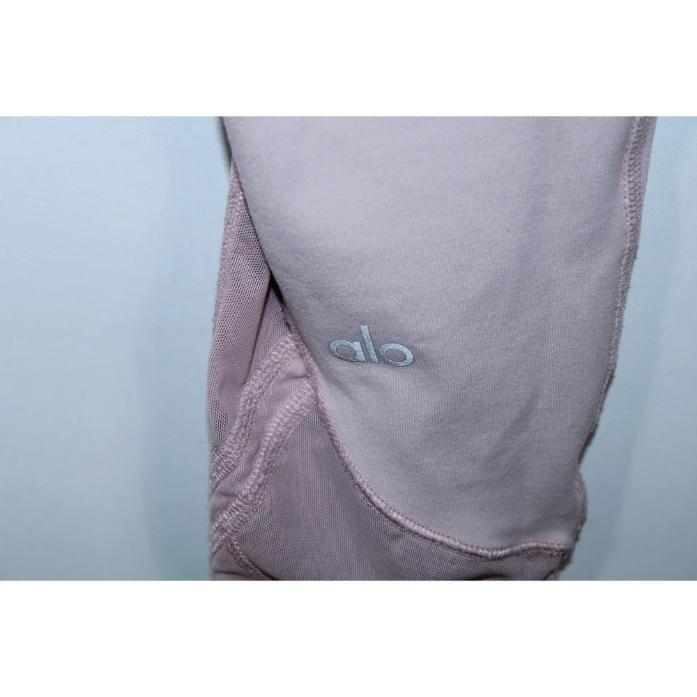 ALO Yoga Women's XS Pink Leggings